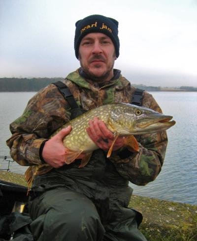 angling_for_pike_bait